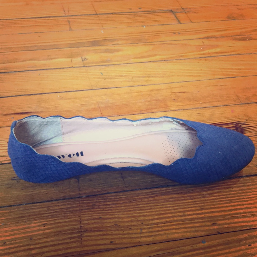 Atwell slippers in excellent condition